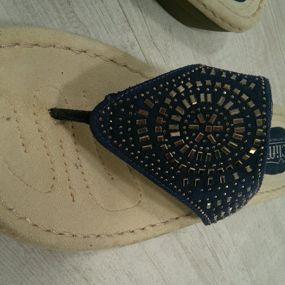 CLIFFS BY WHITE MOUNTAIN Navy Women's Cienna Mini Wedge Flip Flop Sandal Size 11 - Picture 10 of 11